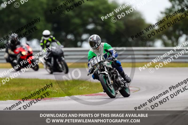 enduro digital images;event digital images;eventdigitalimages;no limits trackdays;peter wileman photography;racing digital images;snetterton;snetterton no limits trackday;snetterton photographs;snetterton trackday photographs;trackday digital images;trackday photos